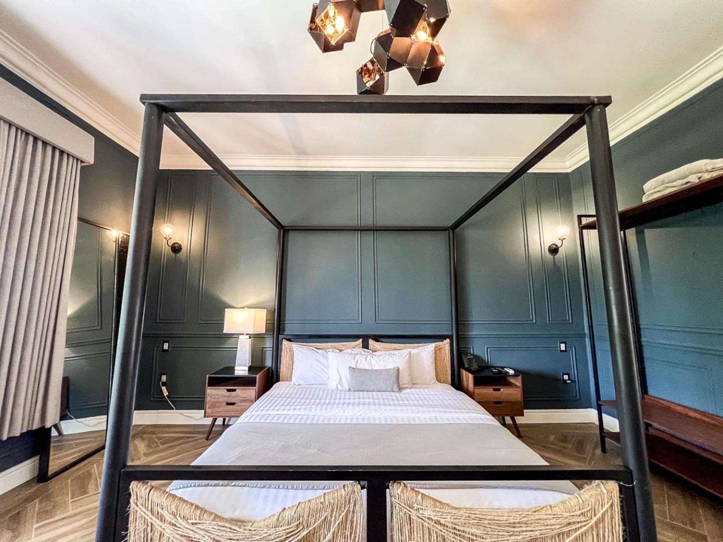 Hotel Mansion E Borbon 莱昂 外观 照片